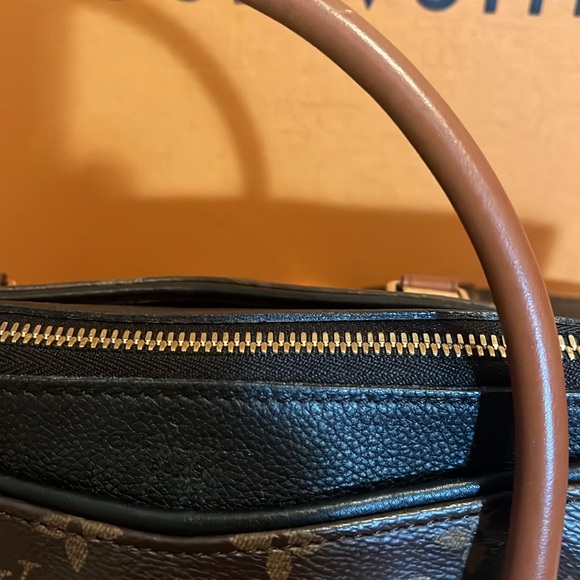 Louis Vuitton Pallas Monogram Noir Handbag - Picture 6 of 11